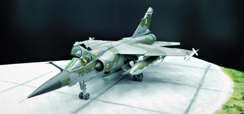 *1/48 - Mirage F1 CR, B et C - Kitty Hawk  - Page 5 Dscn3655