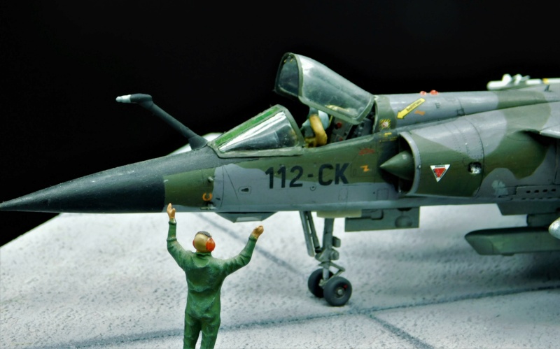 *1/48 - Mirage F1 CR, B et C - Kitty Hawk  - Page 5 Dscn3659