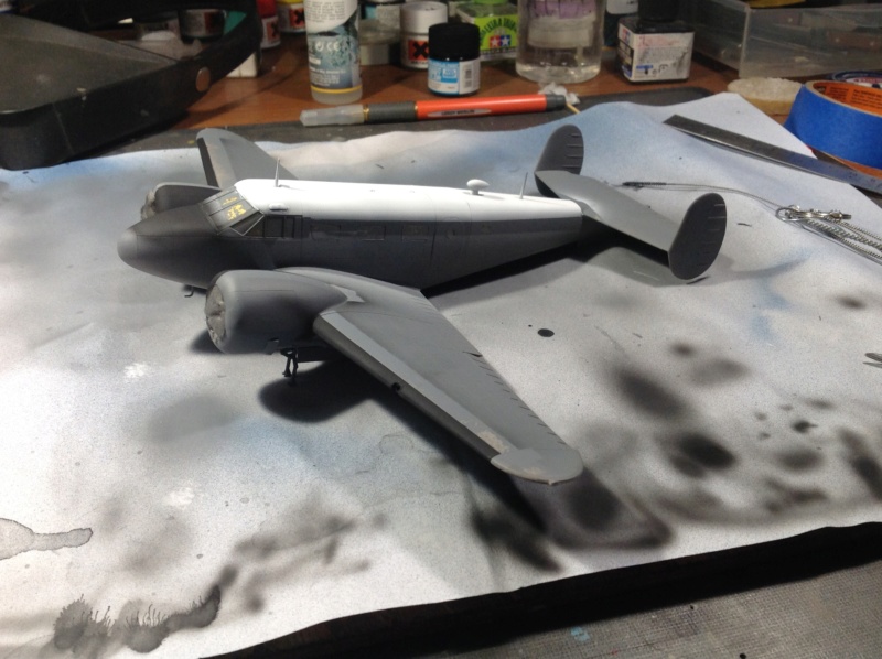  1/48      Beechcraft "Expeditor" ICM  Img_0535