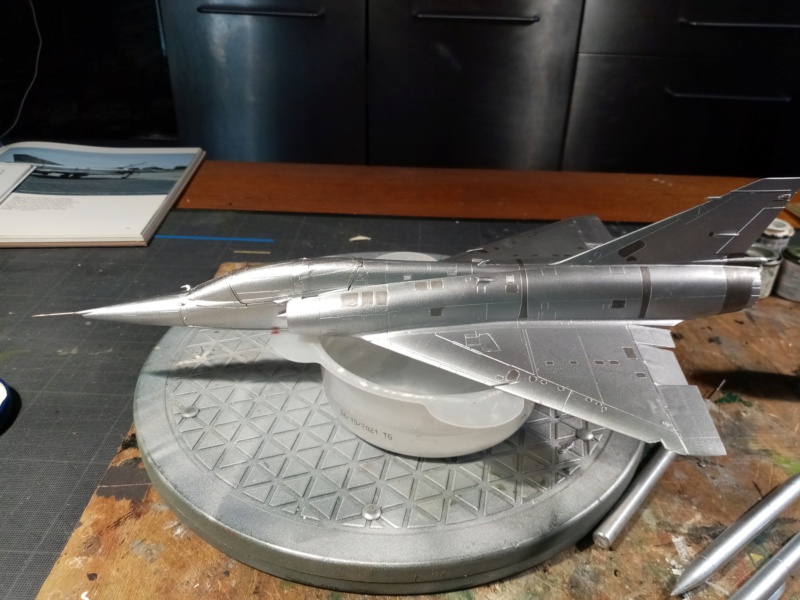   *  1/48 - Mirage III BE - Kinétic Img_2533
