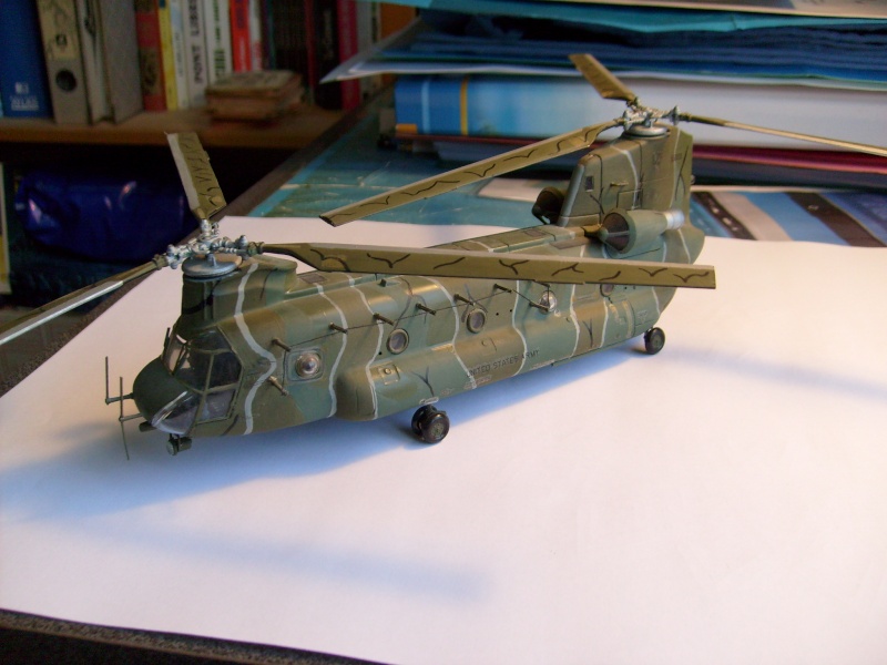 CH-47 Chinook S7300910