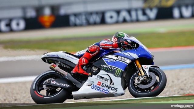 Samedi 29 juin - MotoGP Grand Prix des Pays Bas / Assen - Lorenzo survole la première séance d'essais. 4663_a10