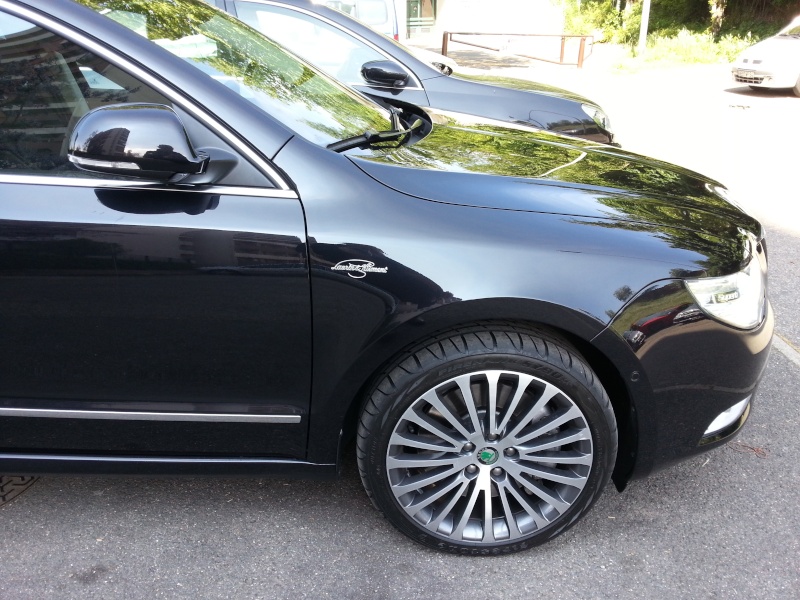 Skoda Superb 3.6 V6 Laurin &
Klement 20130512