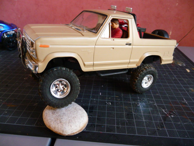 Scale 1/24 Super Slicks Monster Truck SSMT Bronco P1000510