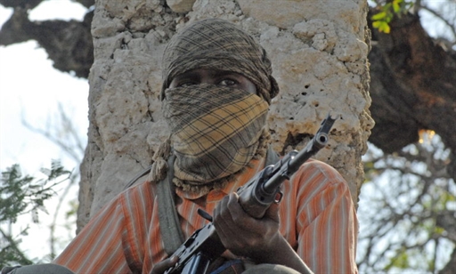 AFRIQUE Otages français en Somalie : les islamistes posent leurs conditions (Sources le journal le Parisien et L'A.F.P) 64196310
