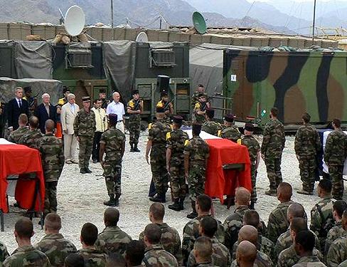 Cérémonie de levée des corps des militaires décédés en vallée d’Afghanya Ceremo13