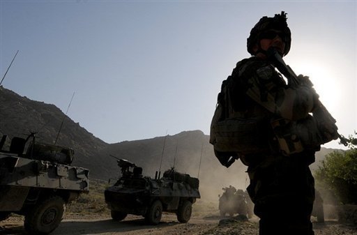 Journée noire pour les troupes françaises en Afghanistan: quatre décès accidentels ( Sources A.F.P ) Photo_31