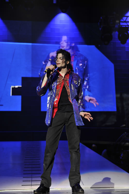 Le Roi de la pop - Michael Jackson - Page 2 Michae13