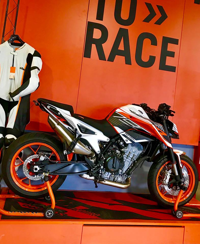 Les KTM 790 Duke du net! - Page 2 53289610