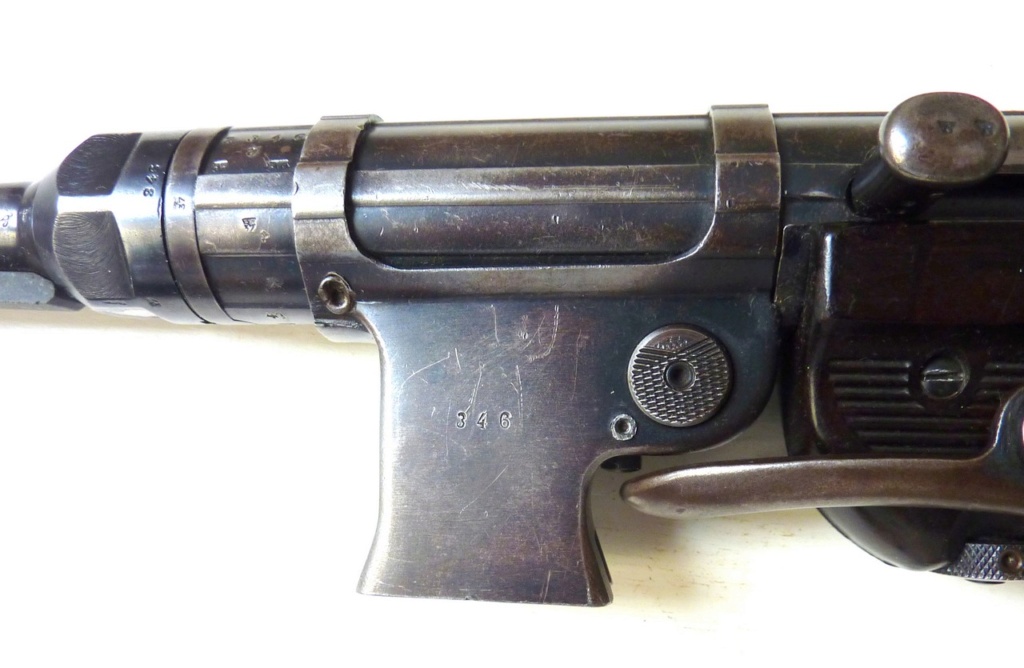 MP 40 marquage numéro de série modèle précoce  Mp40_211