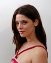 Ashley Greene pose pour "Miss Me" Normal12