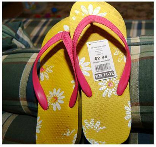 Be careful of your flip flops (Toxic materials from china) Flip10