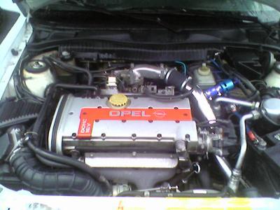 Hello moi c'est Calibra-turbo27 Moteur10