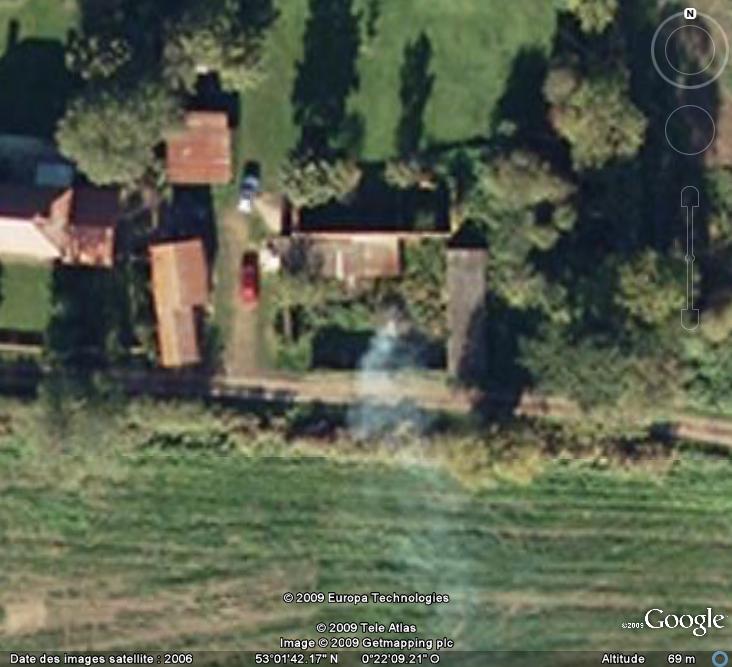 Au feu ! !  [Les incendies découverts dans Google Earth] - Page 5 Feu10