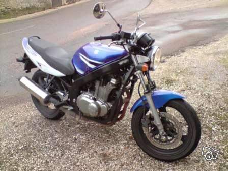 VENDS SUZUKI GS 500 2007 46523010