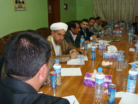 ممثلوا الكيانات السياسية في الائتلاف الوطني العراقي يعقدون اجتماعهم الثاني Dsc00310