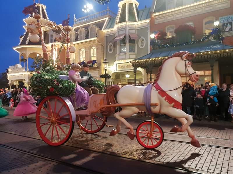 Séjour à disneyland , un grand merci à vous  Receiv14