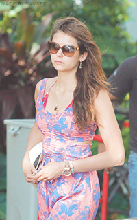 Nina Dobrev 2013do83