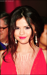Selena Gomez 2013go29