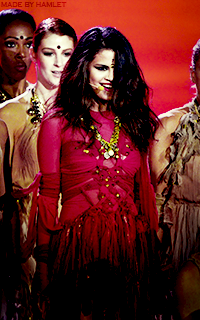 Selena Gomez 2013go46