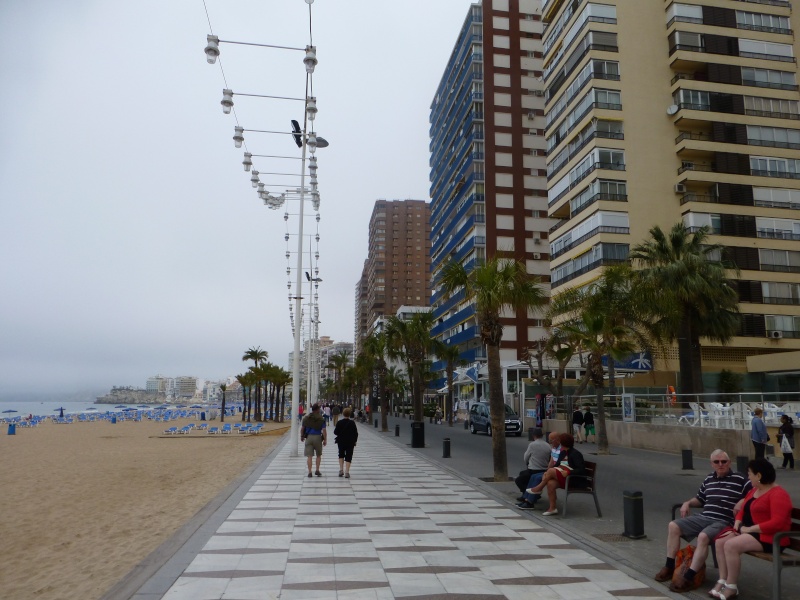 Spain, Costa Blanca, Benidorm, Levante beach walk 25810
