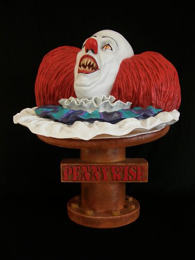 "it" pennywise bust Pennyw11
