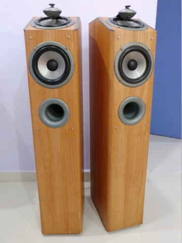 Mirage Canada OMNI 260  2.5 ways Omnipolar Floorstanding Speaker 20171213