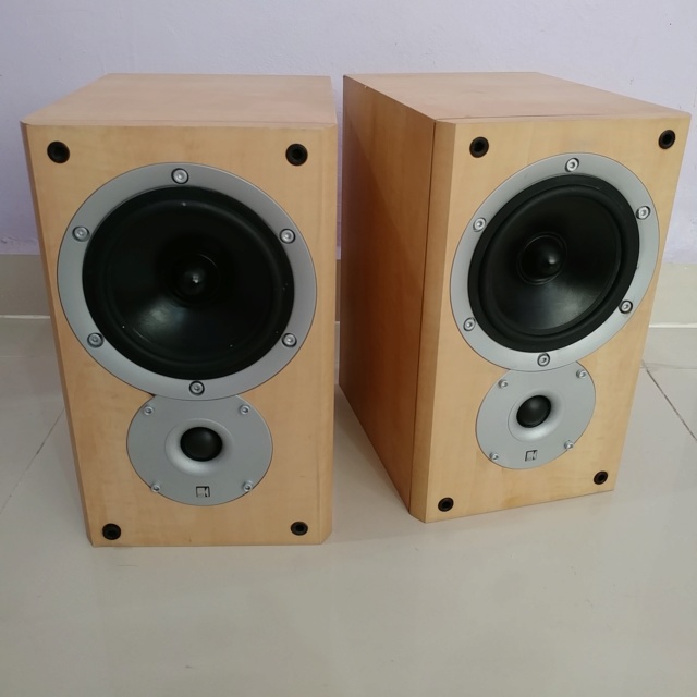 KEF Cresta 10 British Stereo Bookshelf Speaker 20190417