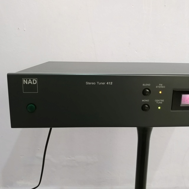 NAD 412 Stereo FM Tuner Radio Digital  20190724