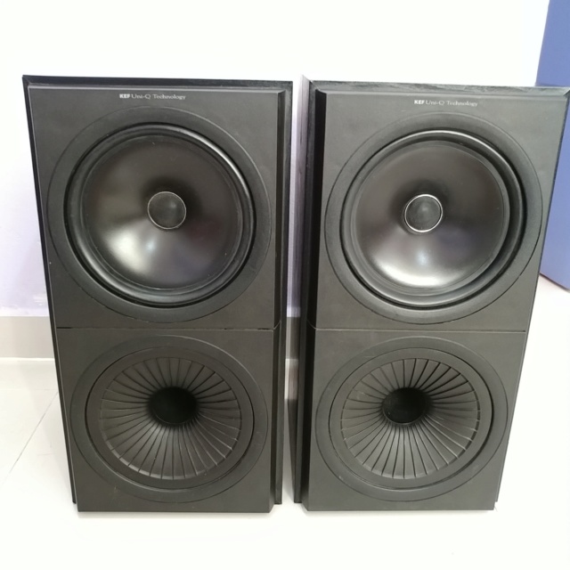 KEF Uni-Q Q60 England Stereo Bookshelf Speaker