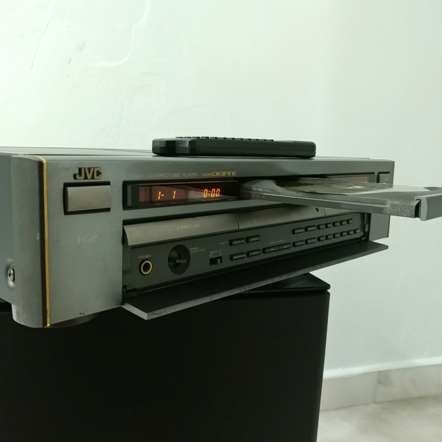 JVC XL-Z1050 Stereo Japan K2 CD Player with remote 20210455