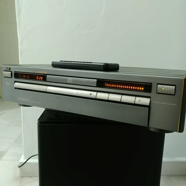 JVC XL-Z1050 Stereo Japan K2 CD Player with remote 20210456