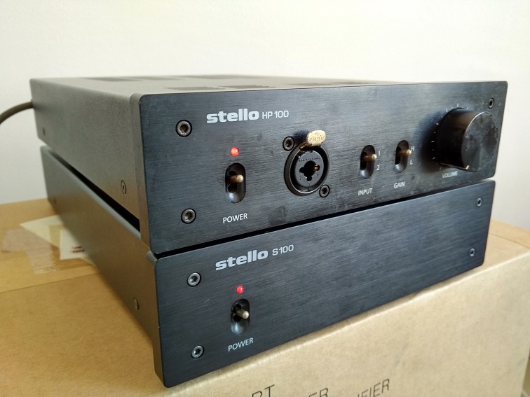 APRIL MUSIC Stello HP100 Pre-Amplifier and S100 Power Amplifier Img_2011