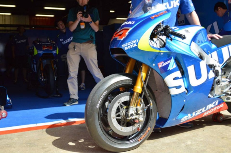Nueva Suzuki MotoGP para 2015 97215810
