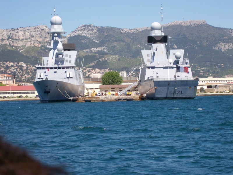[Les Ports Militaires de Métropole] Visite de la rade de Toulon - Page 4 101_0219