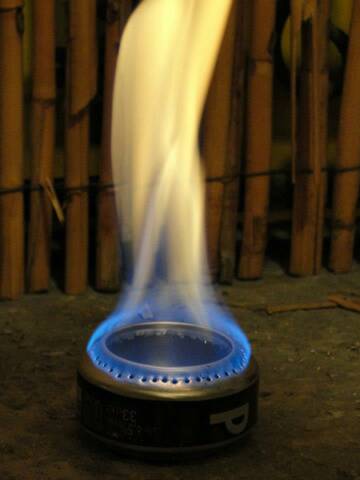 TUTO] Réchaud-canette simple pour alcool à brûler