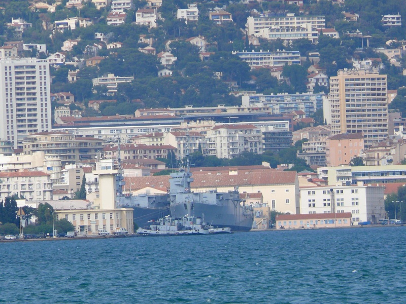 BATEAUX MILITAIRES Batea329