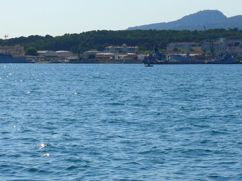 BATEAUX MILITAIRES Batea417