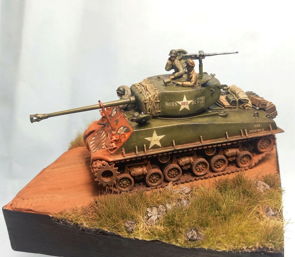 [U.M.] Sherman M4A3E8 1-361