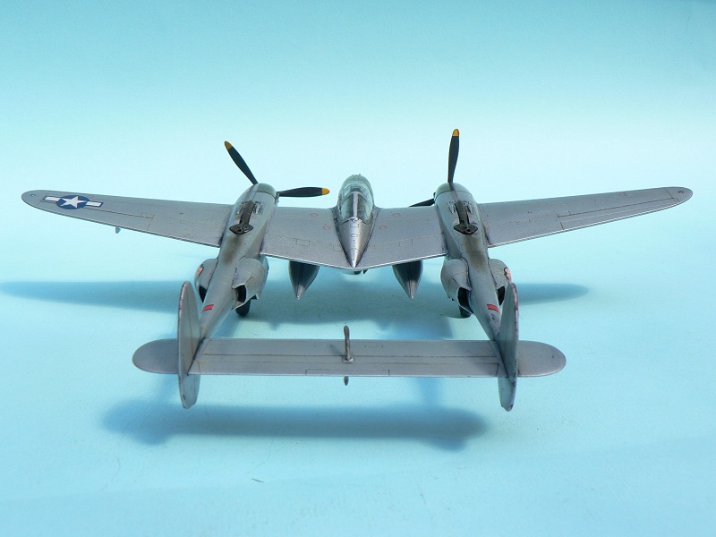 [Hobby Boss] Lockheed P-38-L Lightning 1-511