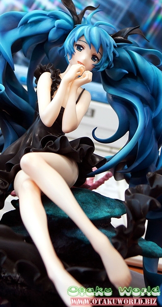 Good Smile Company phát hành PVC figure Hatsune Miku (Ver. Deep Sea Girl) tỉ lệ 1/8 1844