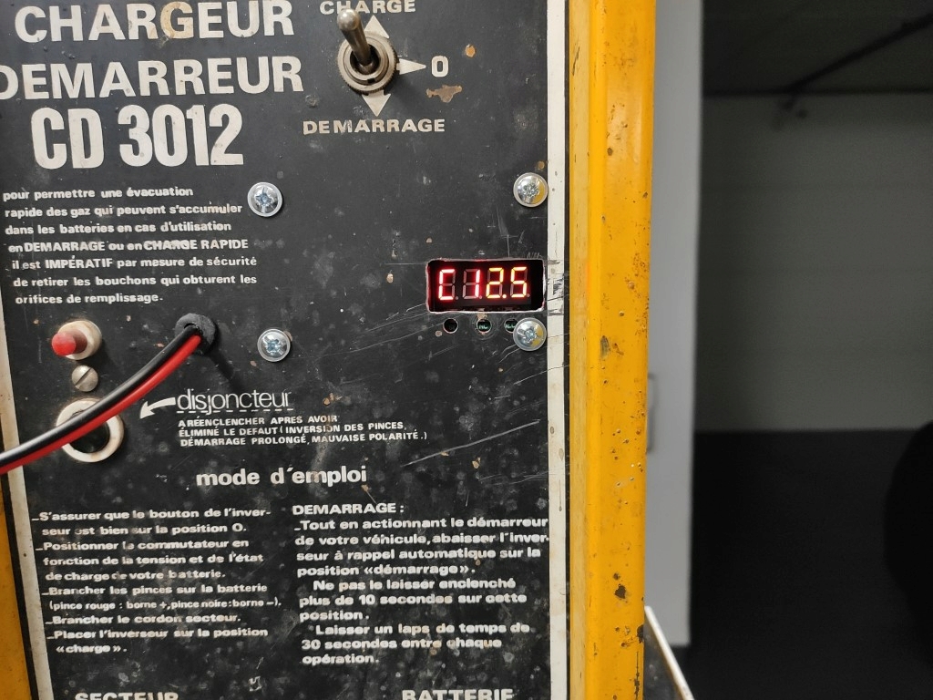 Modification sur chargeur de batterie 12/24V 0415