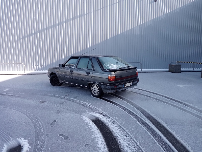 Renault 11 GTX de 1988 - Page 9 1-56fe10