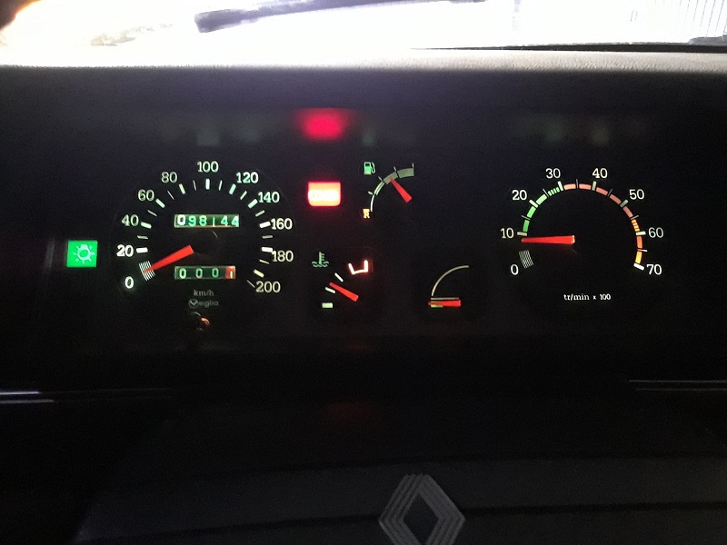 Renault 9 Spring 1,2 de 1988 ....... encore une 615