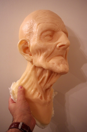 Old man - Page 2 Cast_610