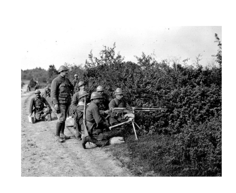 url= ![Epaulière mitrailleuse Hotchkiss (résolu) Mitra10