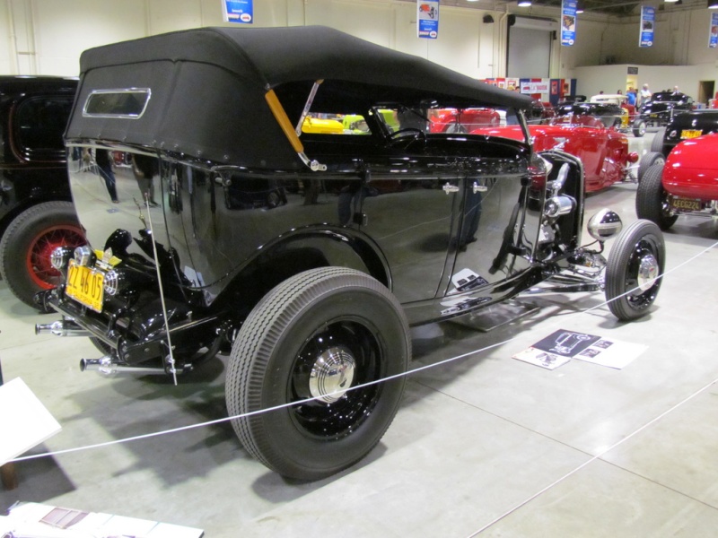 1932 Ford hot rod - Page 3 69462511