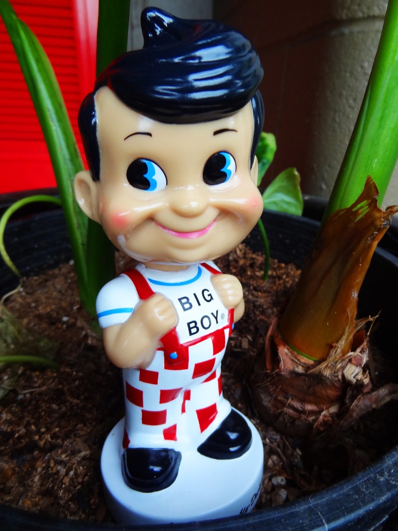Bob’s Big Boy Broiler  - Downey, CA Tumblr93