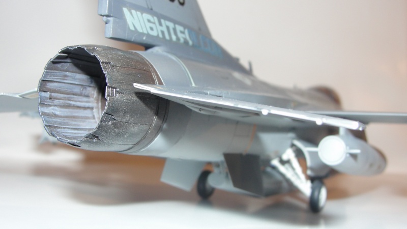 F16C Night Falcon 1/48 terminé, le diorama pour plus tard... 03010