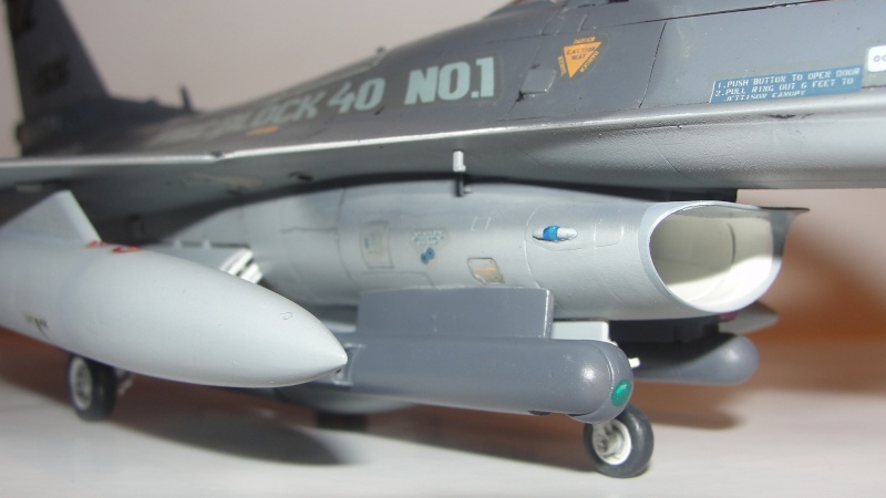 F16C Night Falcon 1/48 terminé, le diorama pour plus tard... 03210